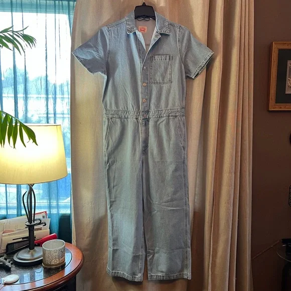 Levi's Light Blue Denim Jumpsuit NWT - Picture 1 of 10